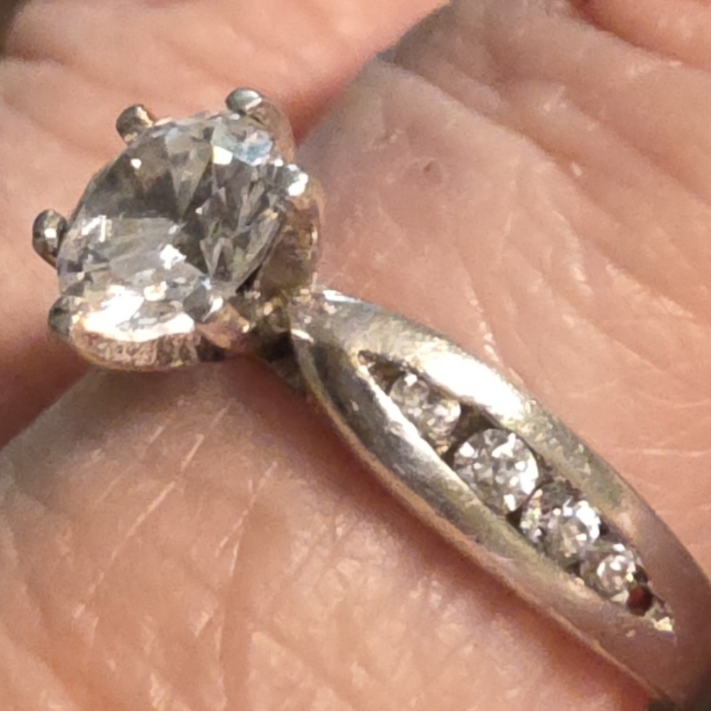 1CT DIAMOND CZ ENGAGEMENT WEDDING RING SIZE 7 SET IN STERLING SILVER 925 SIZE 7 - Picture 3 of 4